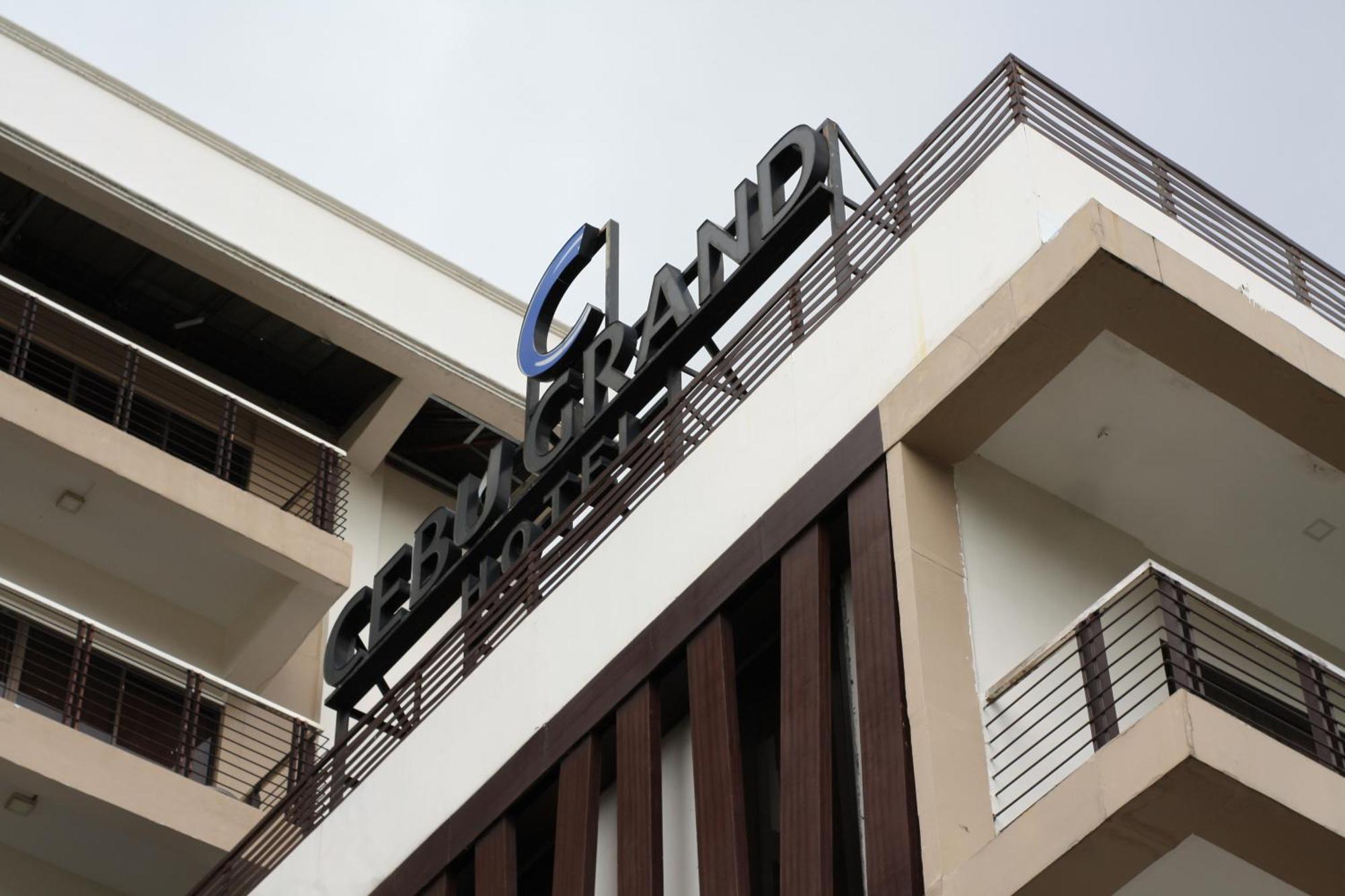 Cebu Grand Hotel Exterior photo