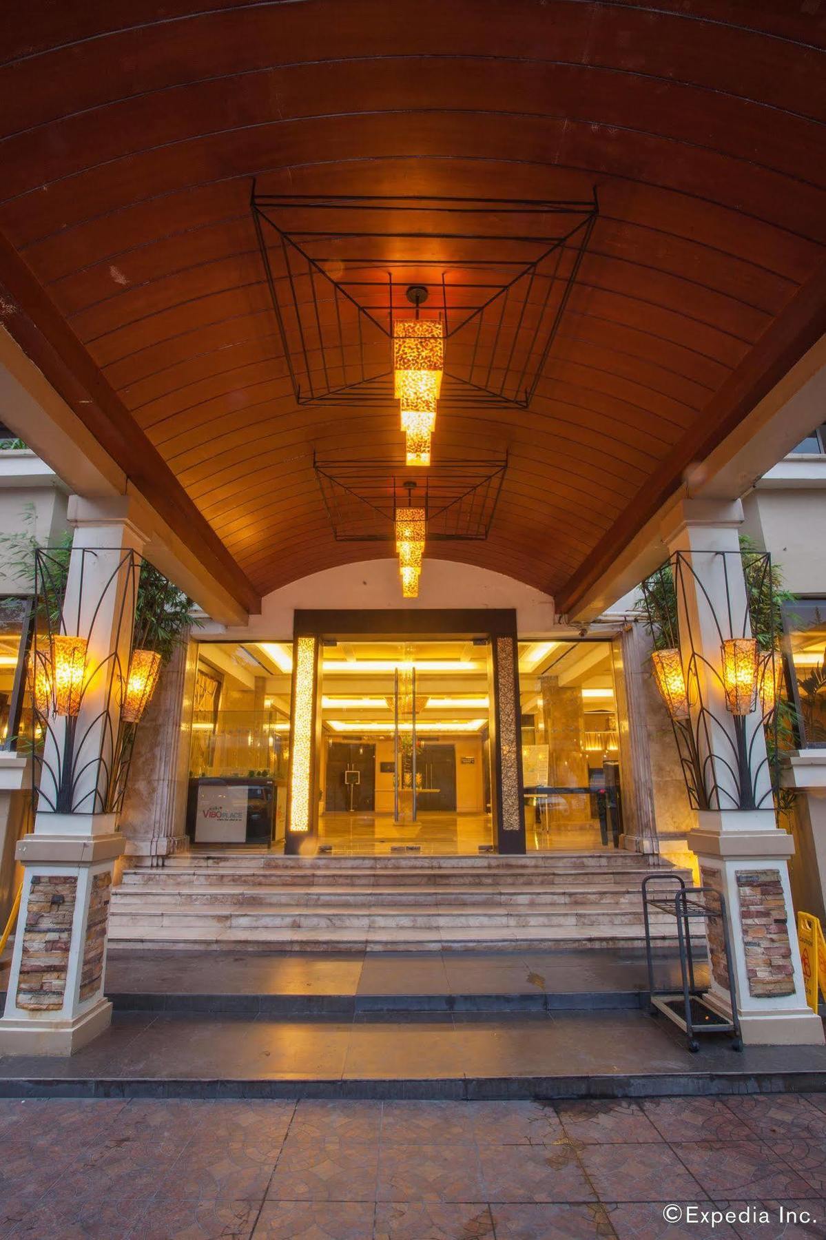Cebu Grand Hotel Exterior photo